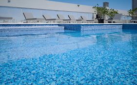 Plaza Real Suites Hotel